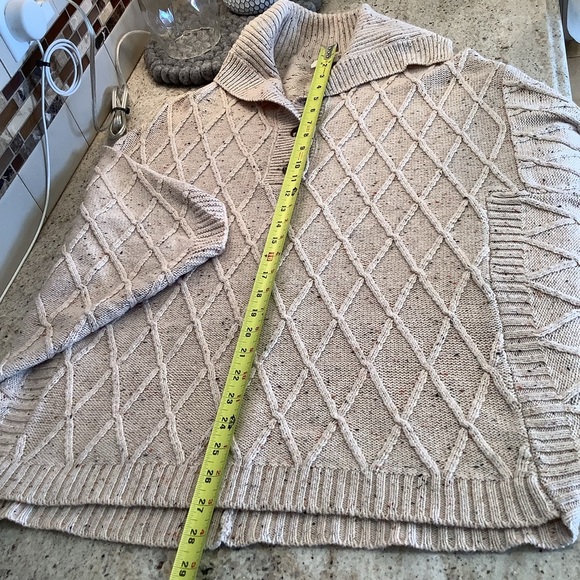 St John’s Bay Tan Cable Knit Poncho Sweater Size Large - Picture 8 of 8